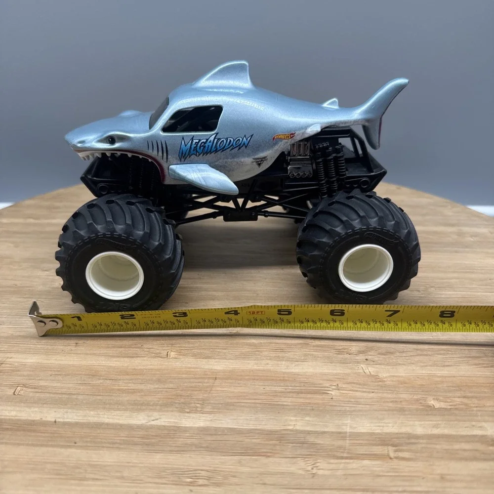 Hot Wheels mattel monster